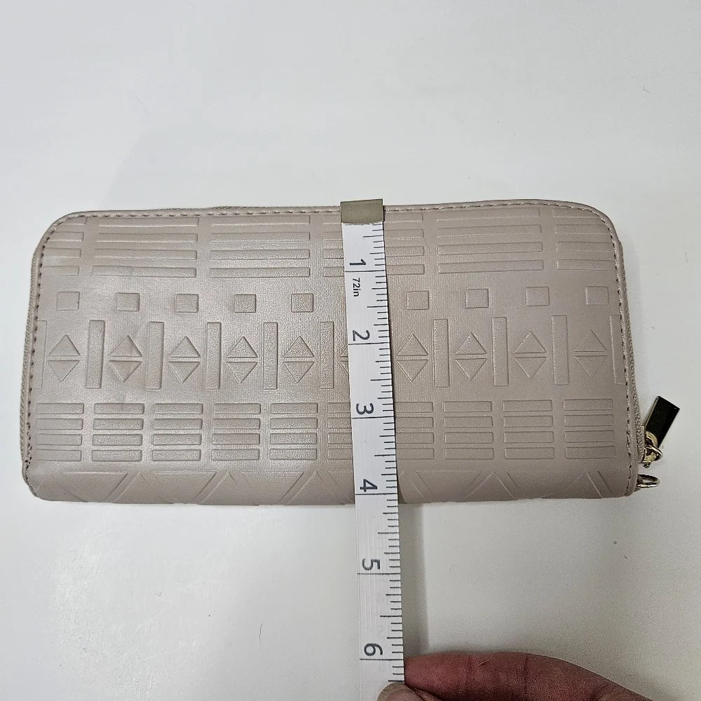 Target Wallet - Picture 10 of 12